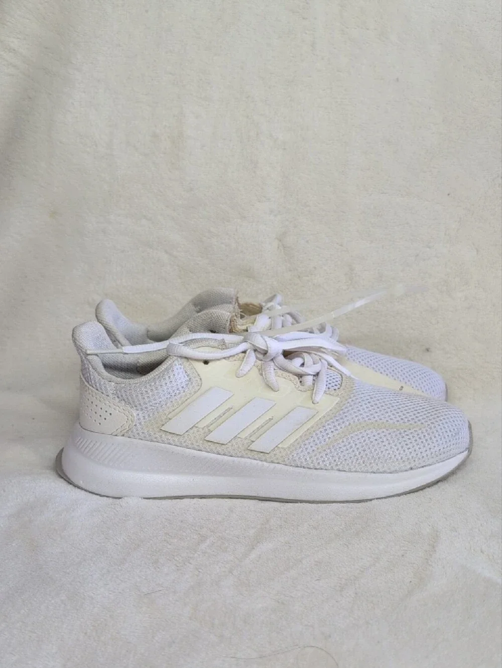 👟 Kids Adidas White Runfalcon Sneakers Size 1.5